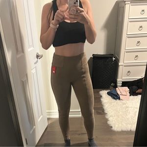 Spanx Faux Suede Leggings Size M